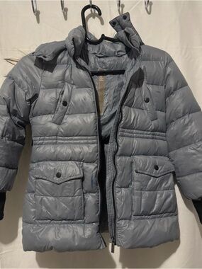 Kids Puffer Coat in Light Gray - Insulated Winter Jacket
